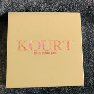 Kylie Jenner pallet authentic
